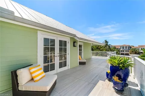 Exterior - 645 Broad Ave S, Naples, FL 34102 photo 8 of 12