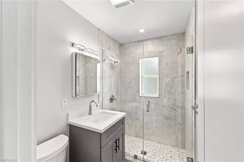 Bath - 47 River Ct, Naples, FL 34110 photo 2 of 2
