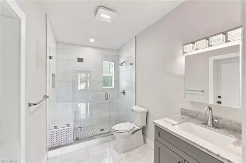 Bath - 47 River Ct, Naples, FL 34110 photo 1 of 2
