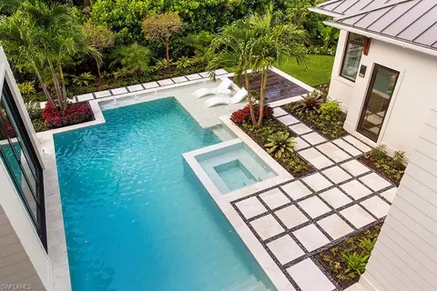 Exterior - 774 S Golf Dr, Naples, FL 34102 photo 6 of 7