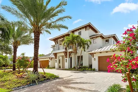 Exterior - 774 S Golf Dr, Naples, FL 34102 photo 7 of 7