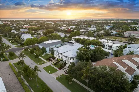 View/Area - 835 11th Ave S, Naples, FL 34102 photo 1 of 1