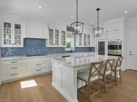 Kitchen - 570 2nd Ave N, Naples, FL 34102 photo 2 of 4