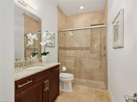 Bath - 7772 Classics Dr, Naples, FL 34113 photo 5 of 7