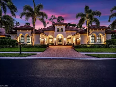 Exterior - 7772 Classics Dr, Naples, FL 34113 photo 2 of 11