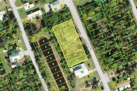 2950 Bourbon St, Englewood, FL 34224