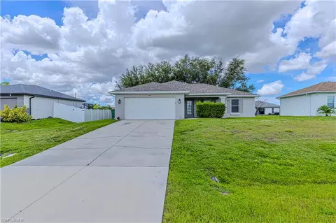 1506 NE 7th Pl, Cape Coral, FL 33909