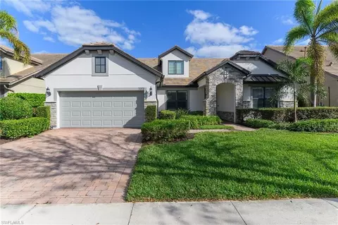 7072 Live Oak Dr, Naples, FL 34114