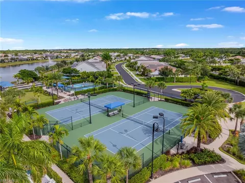 View/Area - 10657 Jackson Square Dr, Estero, FL 33928 photo 3 of 10