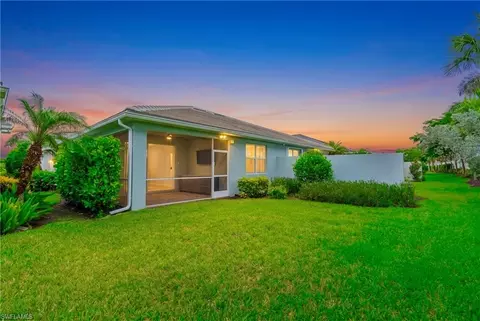 Exterior - 10657 Jackson Square Dr, Estero, FL 33928 photo 4 of 11