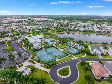 View/Area - 10657 Jackson Square Dr, Estero, FL 33928 photo 8 of 10