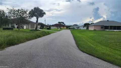 San Raphael Ave, North Port, FL 34287