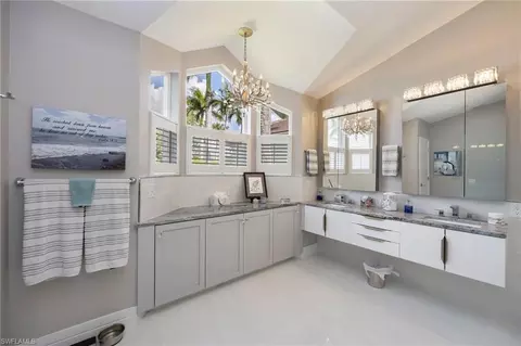 Bath - 549 Eagle Creek Dr, Naples, FL 34113 photo 1 of 5