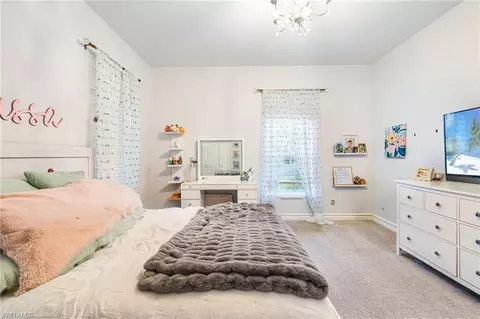Bedroom - 20661 Tanglewood Ln, Estero, FL 33928 photo 3 of 5
