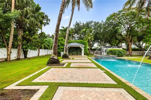 Exterior - 20661 Tanglewood Ln, Estero, FL 33928 photo 10 of 19