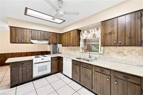 Kitchen - 5290 Cypress Ln, Naples, FL 34113 photo 2 of 2
