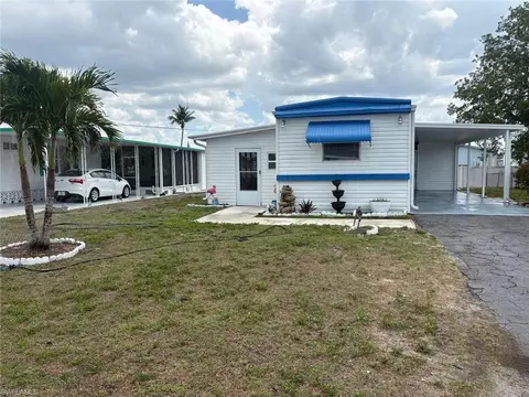 Exterior - 152 Cape Sable Dr, Naples, FL 34104 photo 3 of 7