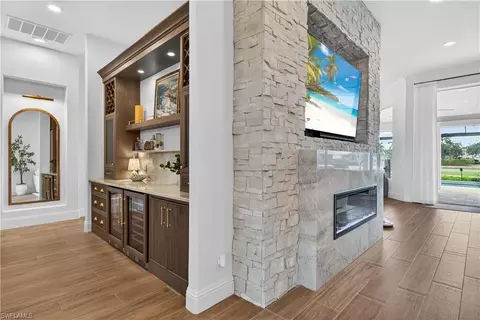 4677 Lighthouse Ln, Naples, FL 34112 photo 4