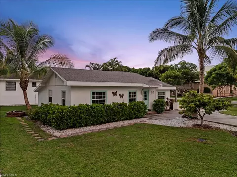 Exterior - 560 9th Ave S, Naples, FL 34102 photo 20 of 20