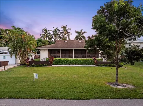 Exterior - 560 9th Ave S, Naples, FL 34102 photo 19 of 20