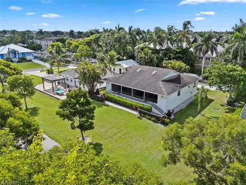 View/Area - 560 9th Ave S, Naples, FL 34102 photo 3 of 3