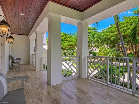 Exterior - 580 15th Ave S, Naples, FL 34102 photo 2 of 15
