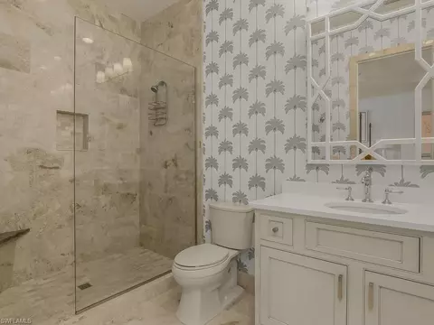 Bath - 580 15th Ave S, Naples, FL 34102 photo 4 of 7