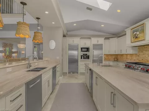 Kitchen - 580 15th Ave S, Naples, FL 34102 photo 2 of 7