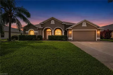 18320 Plumbago Ct, Lehigh Acres, FL 33972