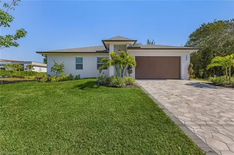 Exterior - 2499 Pine St, Naples, FL 34112 photo 2 of 3