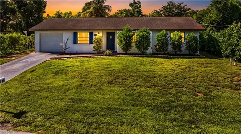 7416 Pine Dr, Fort Myers, FL 33967