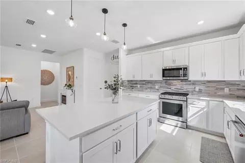 Kitchen - 18421 Ridgeline Dr, Estero, FL 33928 photo 3 of 3