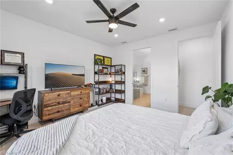 Bedroom - 18421 Ridgeline Dr, Estero, FL 33928 photo 3 of 6