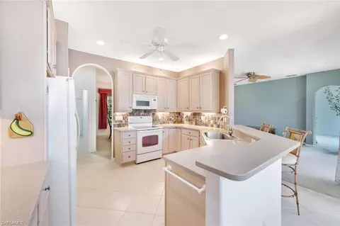 Kitchen - 3768 Baldwin Ln, Naples, FL 34116 photo 3 of 4