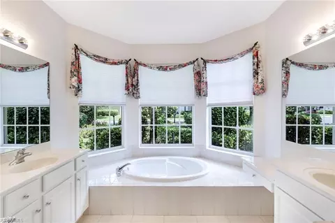 Bath - 3768 Baldwin Ln, Naples, FL 34116 photo 2 of 3