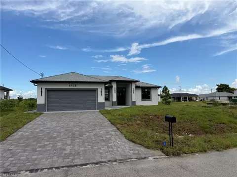 4108 33rd St SW, Lehigh Acres, FL 33976