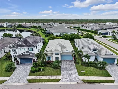 9078 Montserrat Dr, Naples, FL 34114