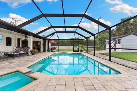Exterior - 98 Chardon Pl, Naples, FL 34110 photo 5 of 16