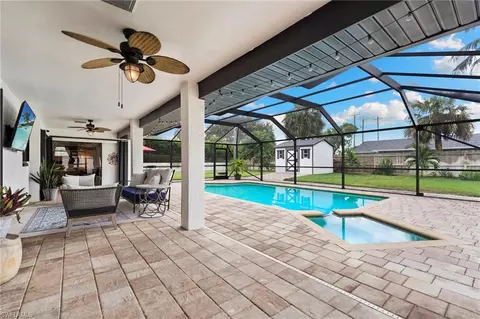 Exterior - 98 Chardon Pl, Naples, FL 34110 photo 3 of 16