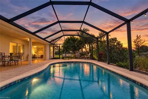 927 SW 28th Ter, Cape Coral, FL 33914
