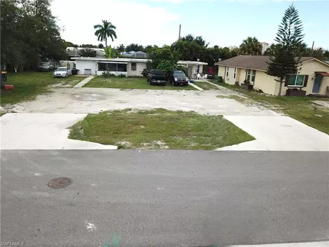 618 99th Ave N, Naples, FL 34108 photo 5