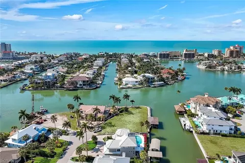 View/Area - 375 Germain Ave, Naples, FL 34108 photo 5 of 6