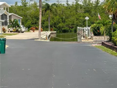 777 Walkerbilt Rd, Naples, FL 34110 photo 4