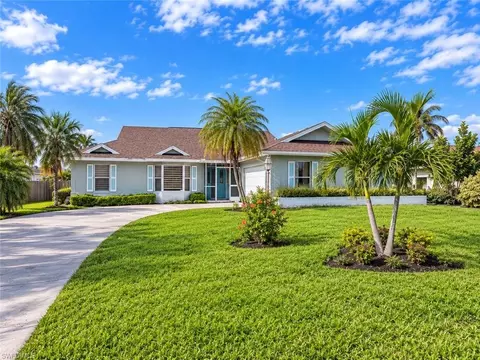 1823 SE 4th St, Cape Coral, FL 33990
