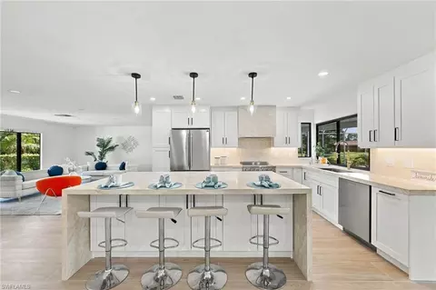 Kitchen - 2353 Abbey Ct, Naples, FL 34112 photo 1 of 8