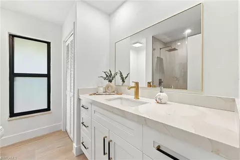 Bath - 2353 Abbey Ct, Naples, FL 34112 photo 5 of 7