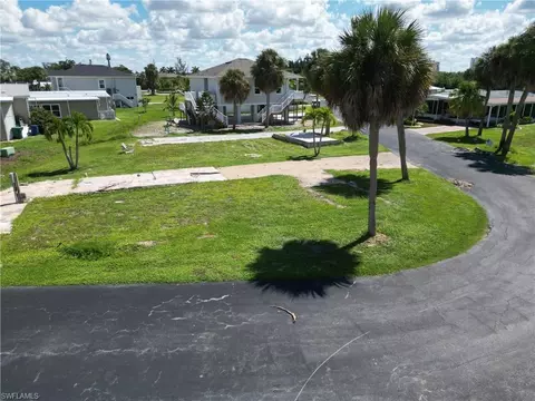 13680 Ovenbird Dr, Fort Myers, FL 33908