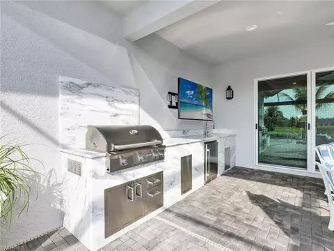 Kitchen - 12056 Oleander Ave, Naples, FL 34120 photo 5 of 5