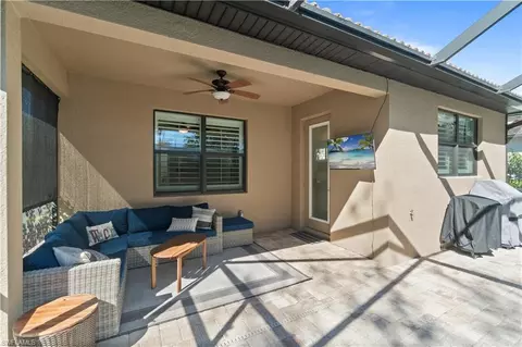 Exterior - 7202 Wilton Dr, Naples, FL 34109 photo 6 of 9