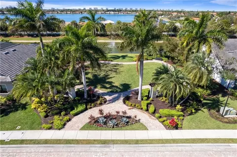 Exterior - 7202 Wilton Dr, Naples, FL 34109 photo 8 of 9